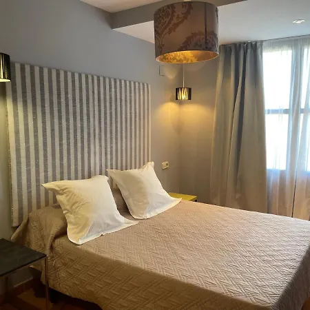 ホテル Patilla Ciudad De 3*