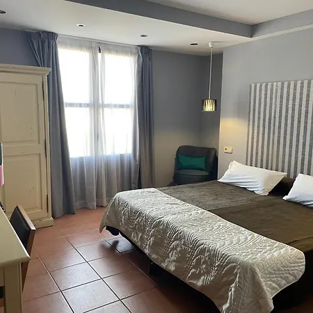 Ξενοδοχείο Patilla Ciudad De Requena
